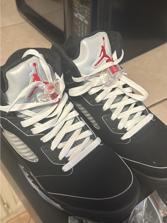 Jordan Air Jordan 5 Retro Black White Metallic Silver Box Label Mens 8.5 main image 8